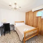Vihome-34- Double Bed Room Near Finch And 404 Bsmt